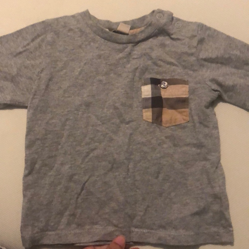 Burberry T-shirt